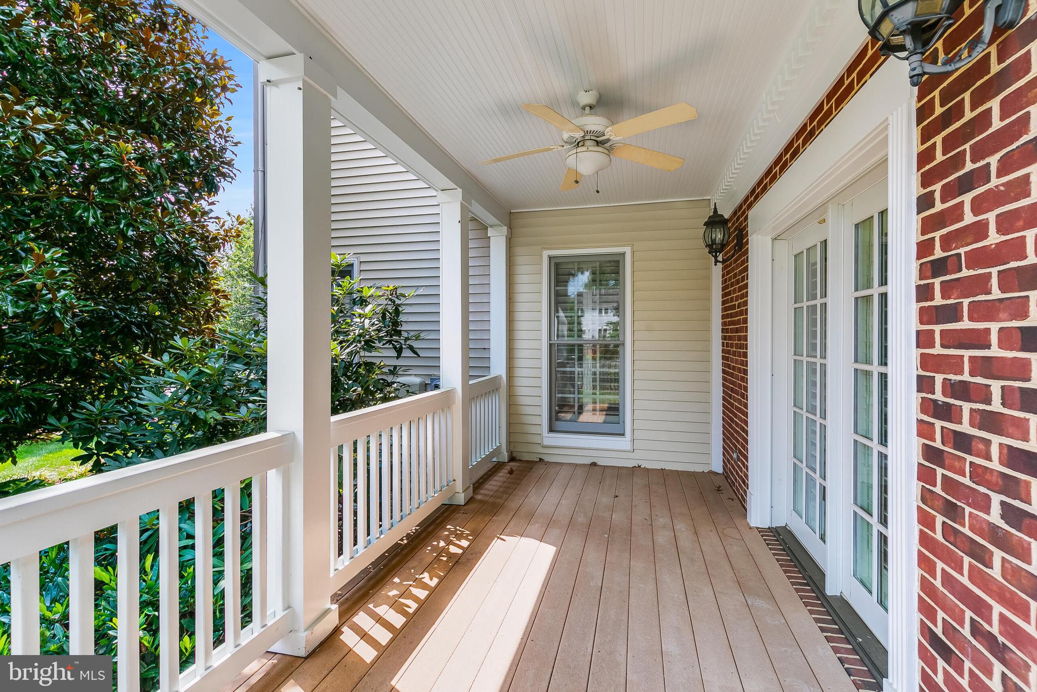 611 CATESBY COURT SW