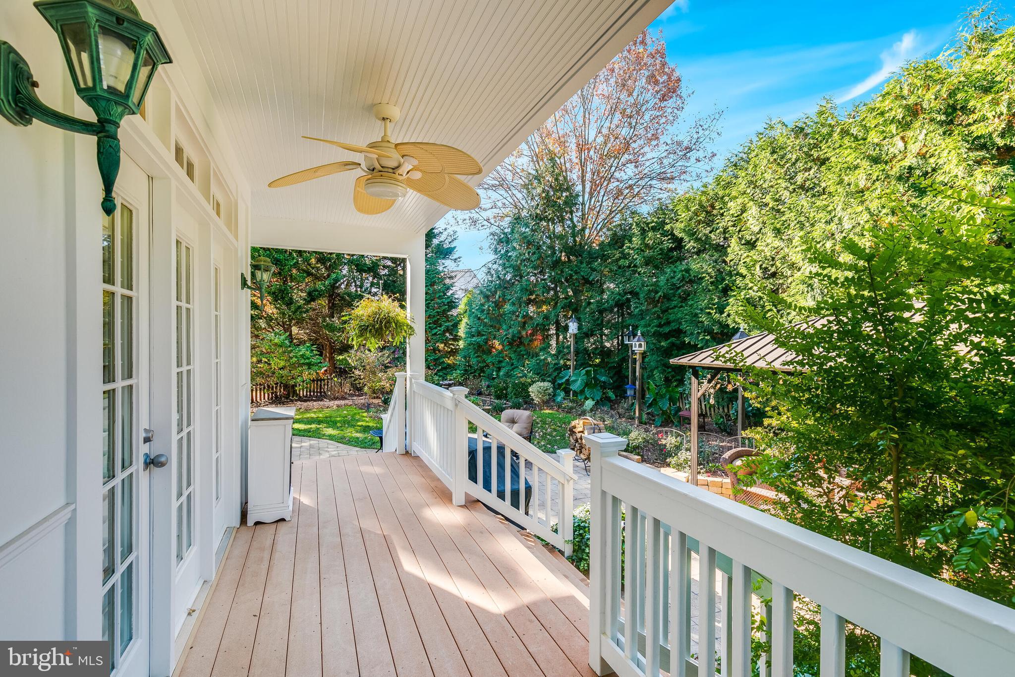 611 CATESBY COURT SW