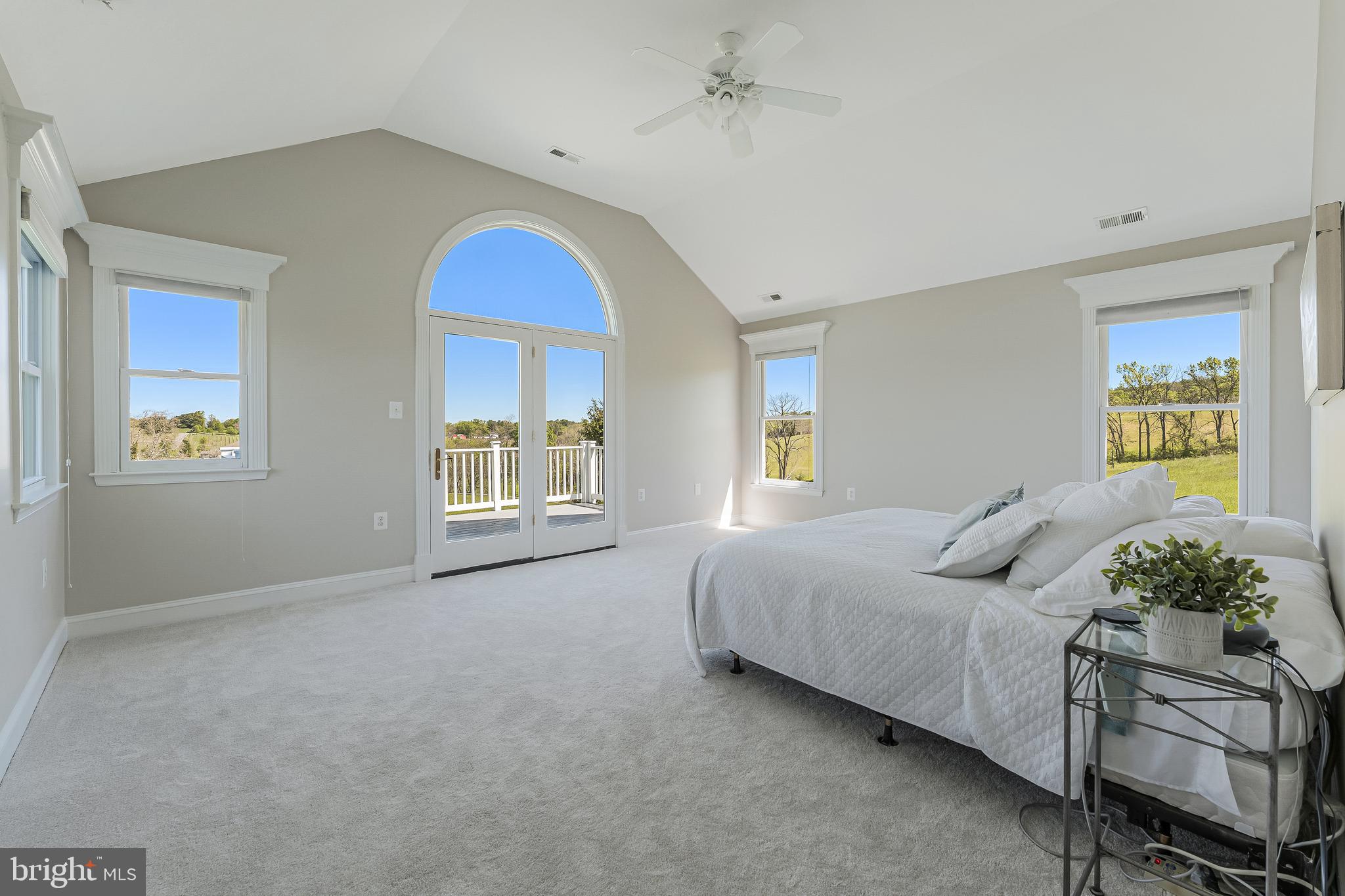 15870 Old Waterford Rd