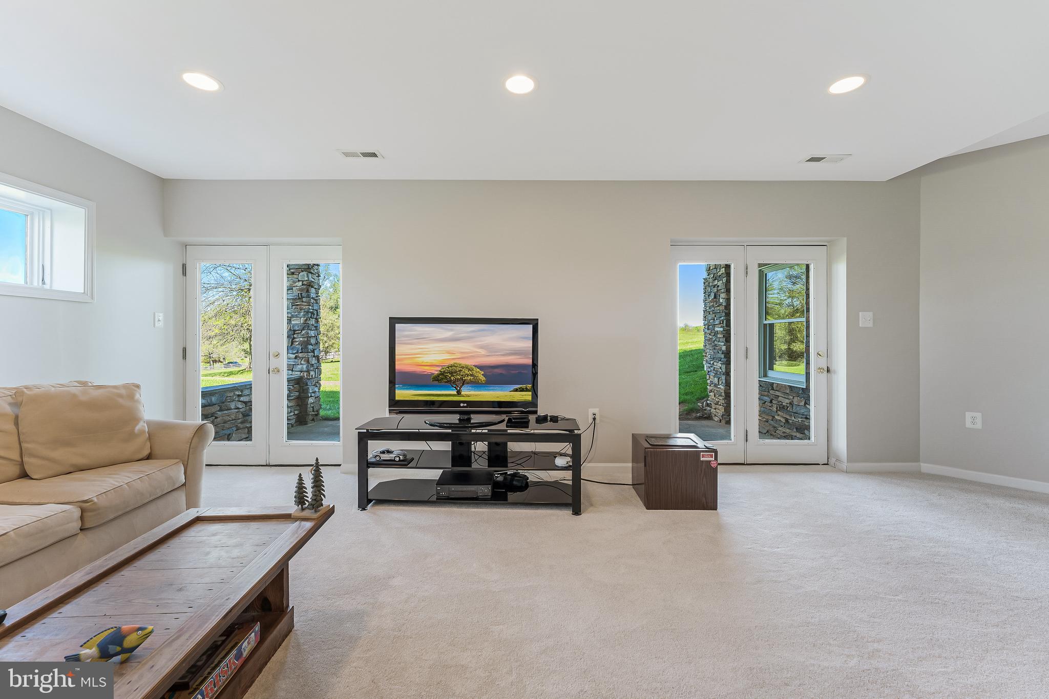 15870 Old Waterford Rd