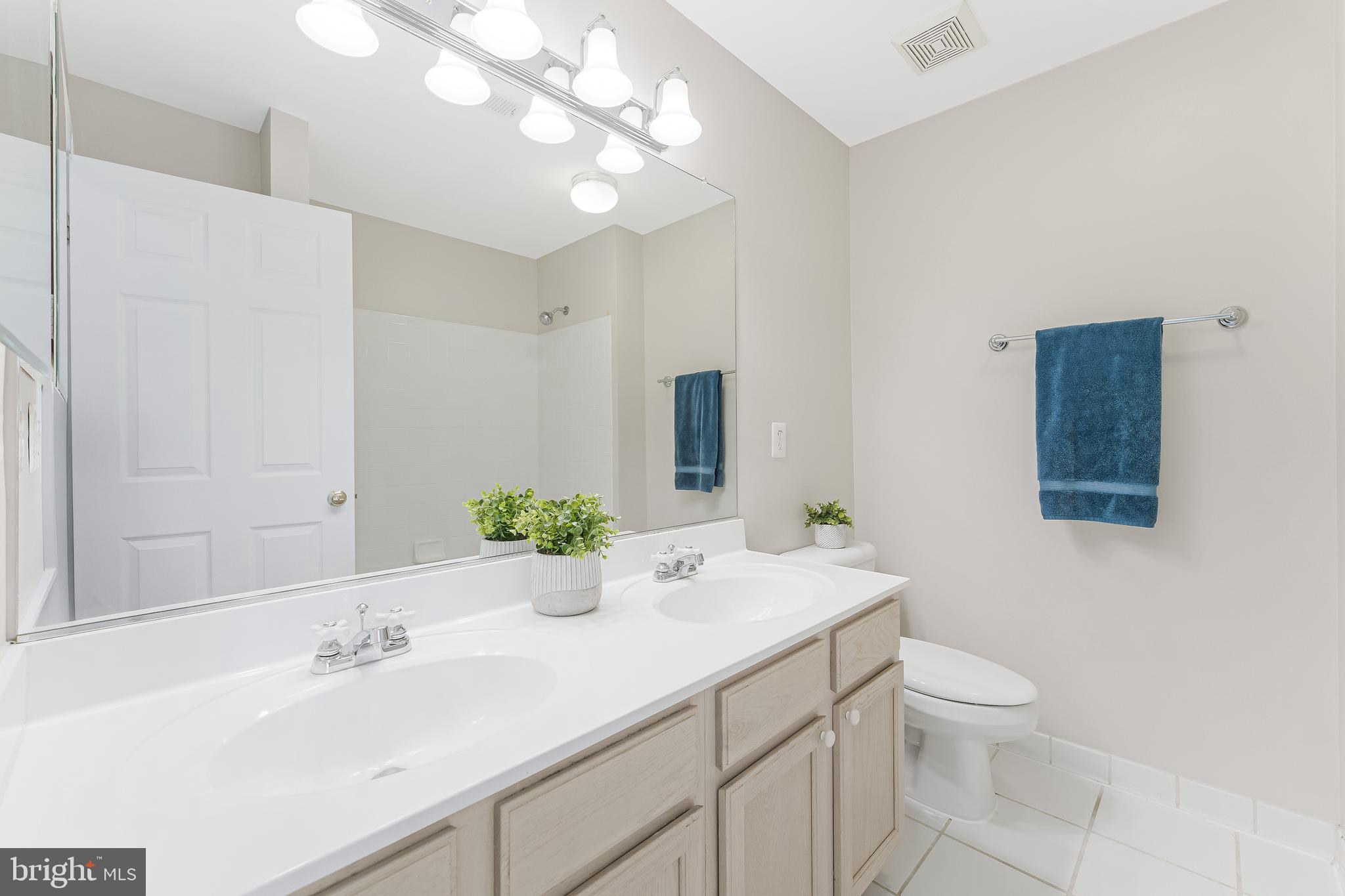 15870 Old Waterford Rd