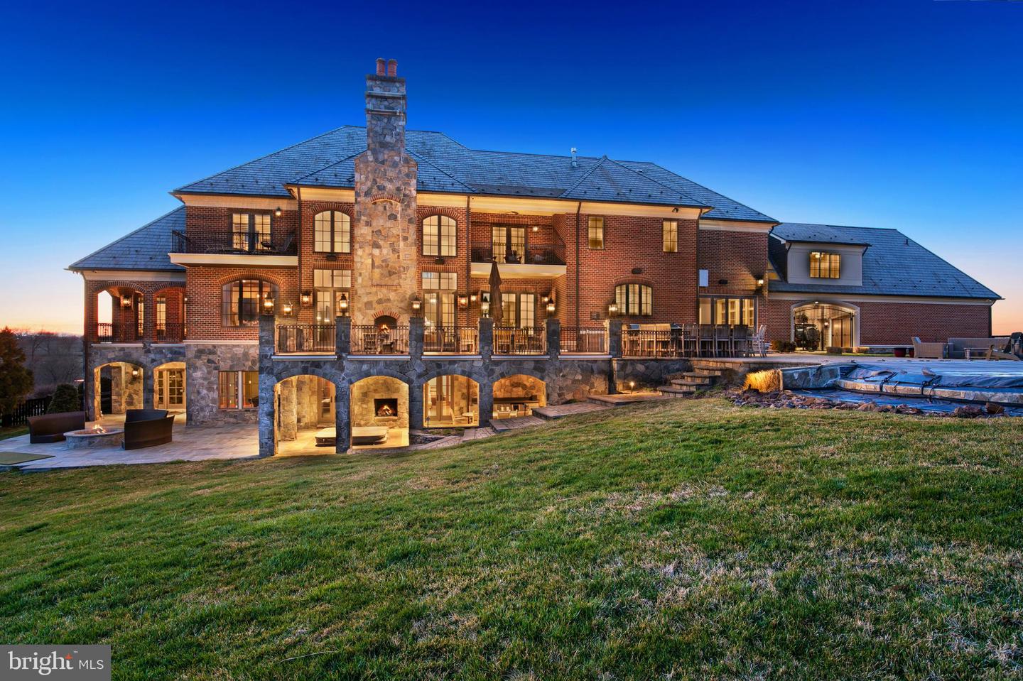 22694 Creighton Farms Dr