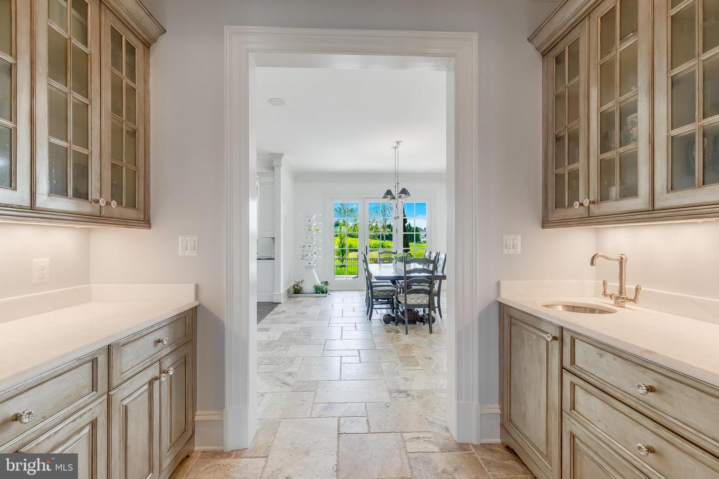 22694 Creighton Farms Dr