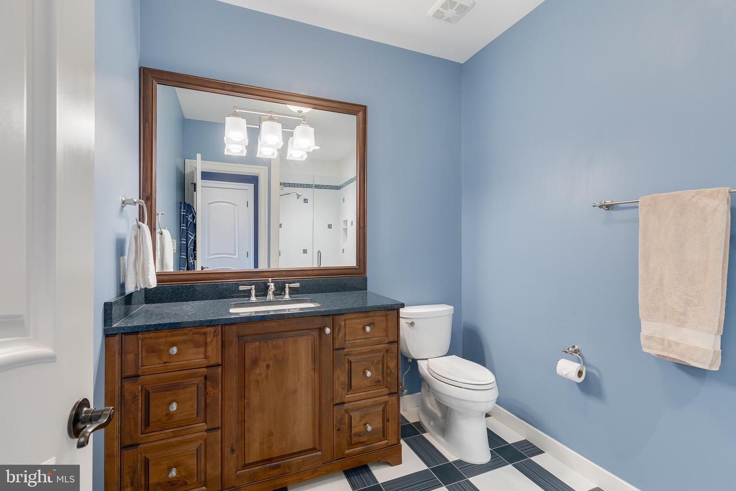 22694 Creighton Farms Dr