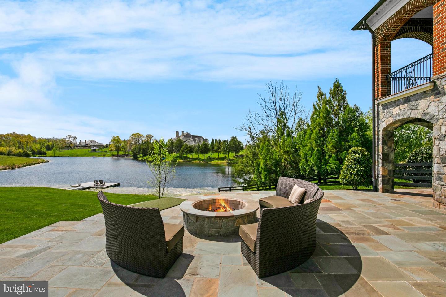 22694 Creighton Farms Dr