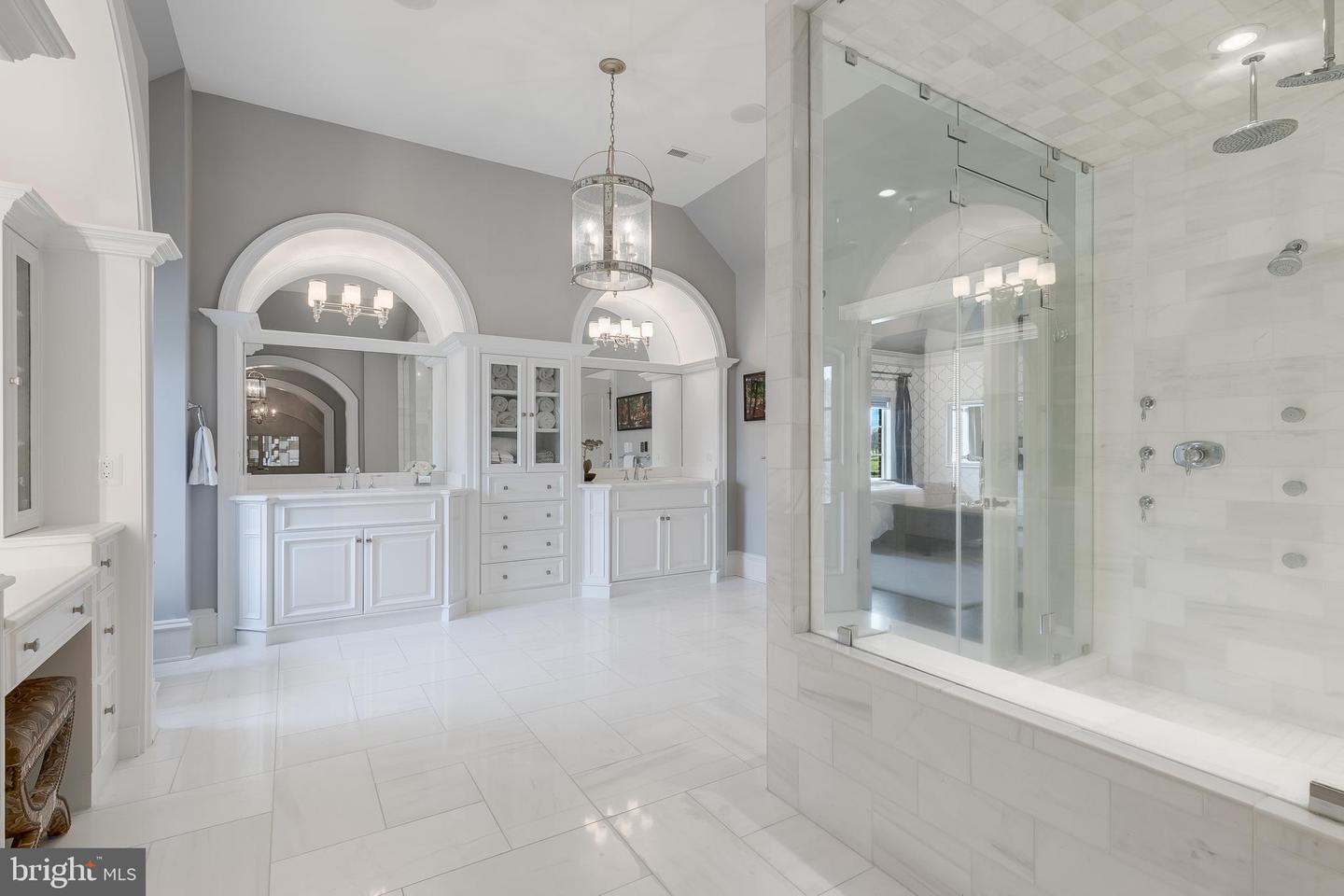 22694 Creighton Farms Dr