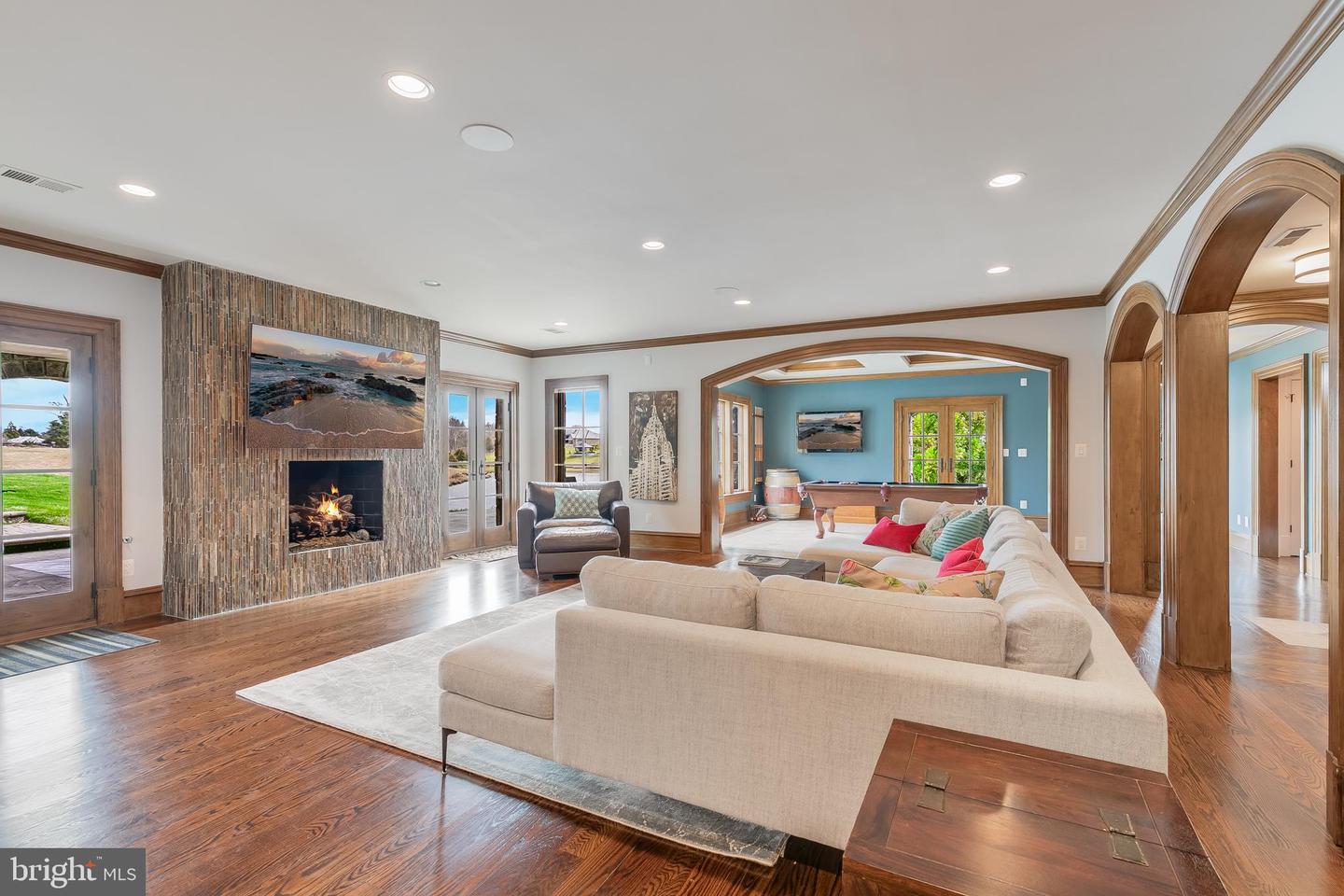 22694 Creighton Farms Dr