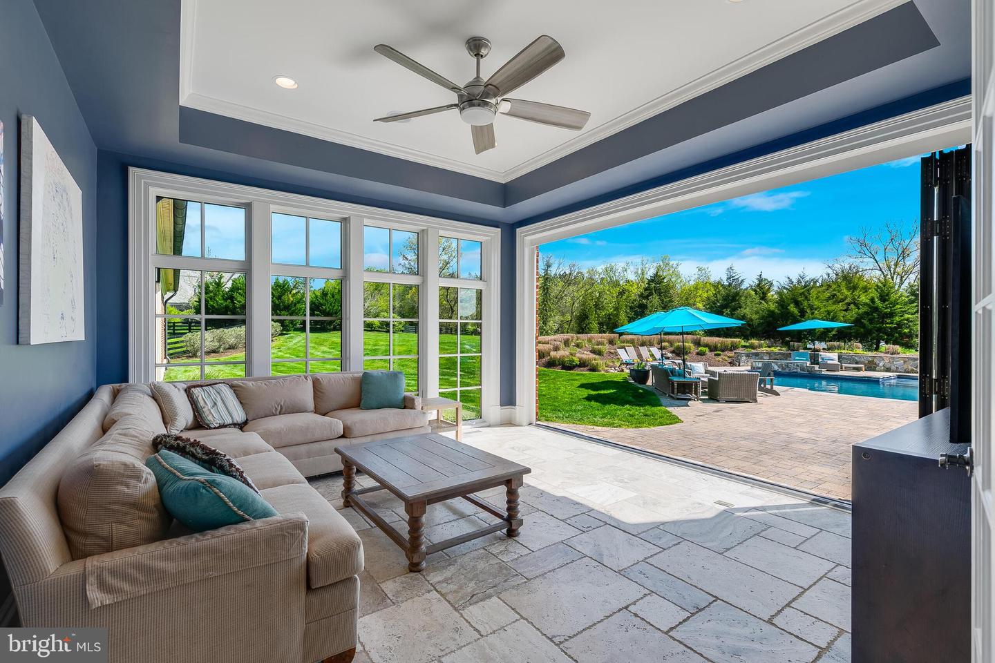 22694 Creighton Farms Dr