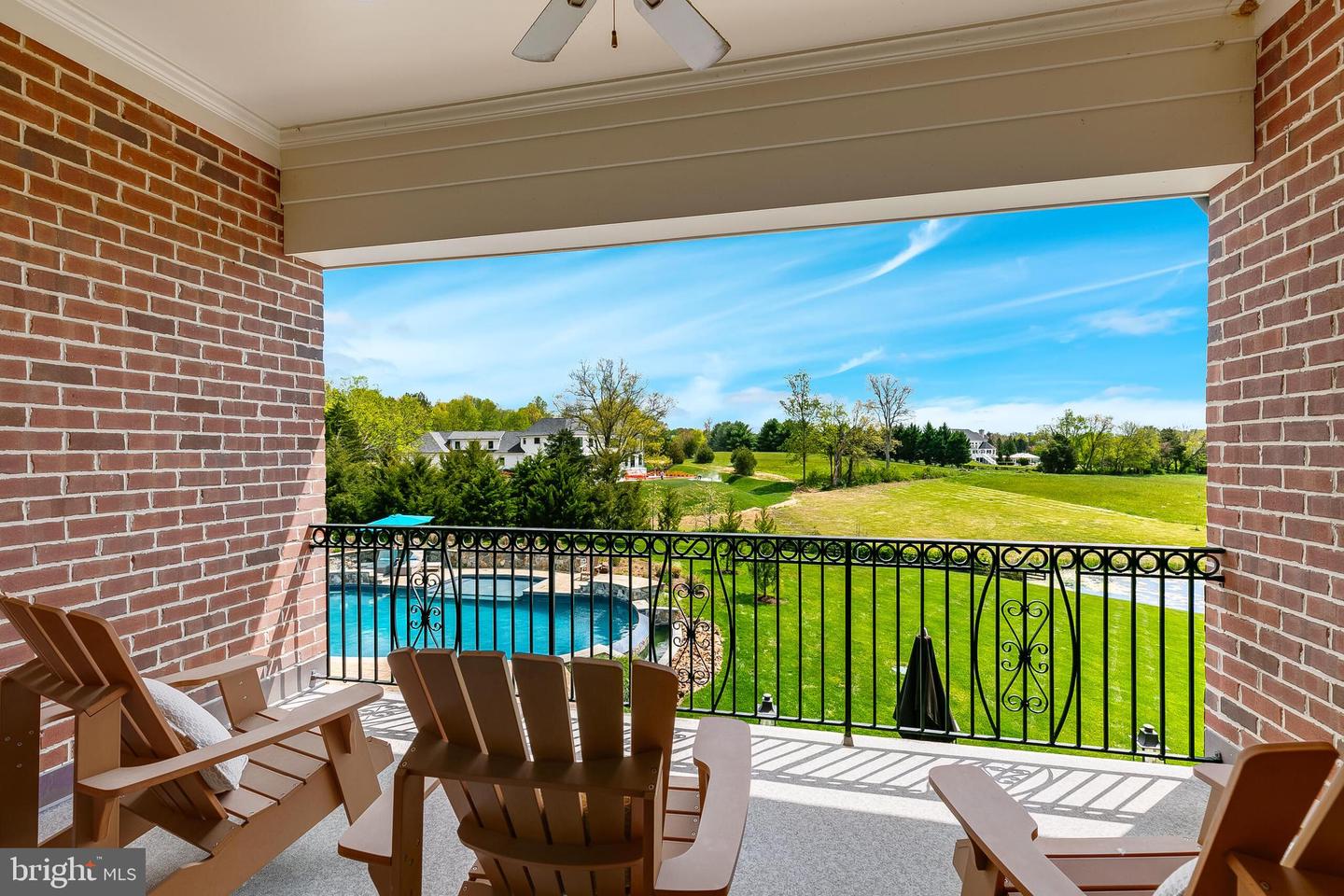 22694 Creighton Farms Dr