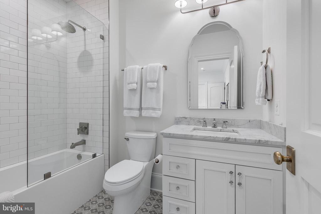 40181 JEFFERSON SPRINGS COURT