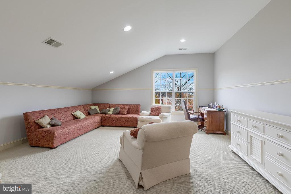 40390 ALDIE SPRINGS DRIVE