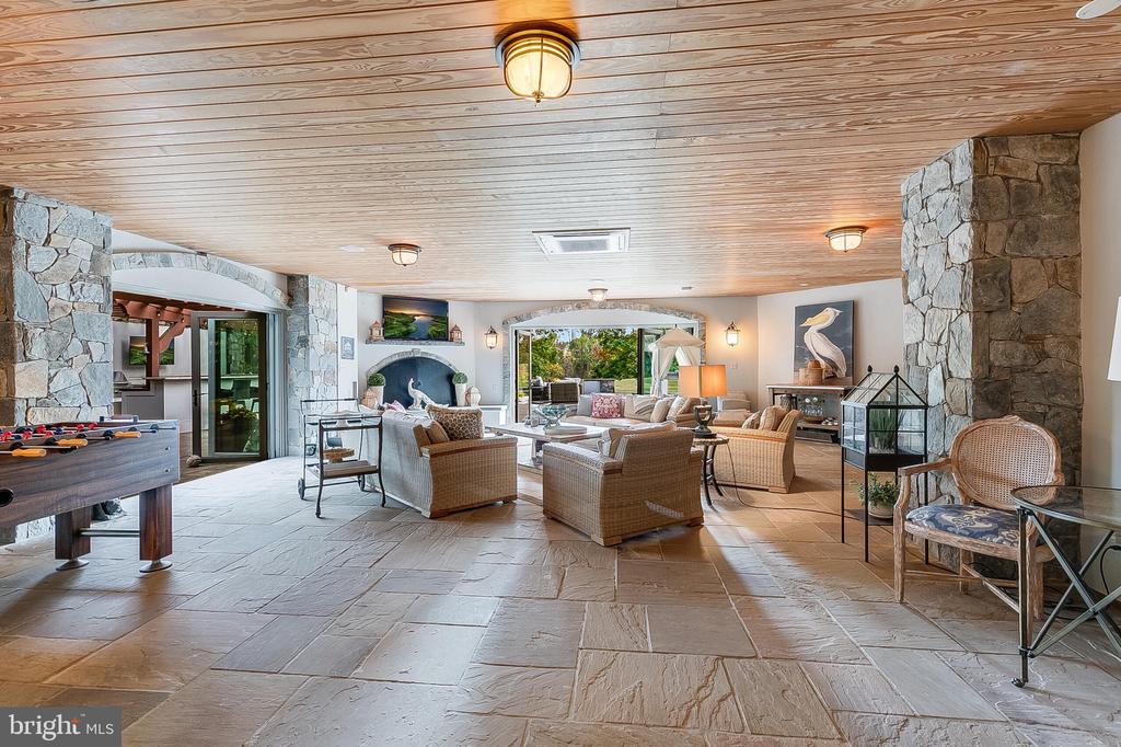 40747 LENAH RUN CIRCLE