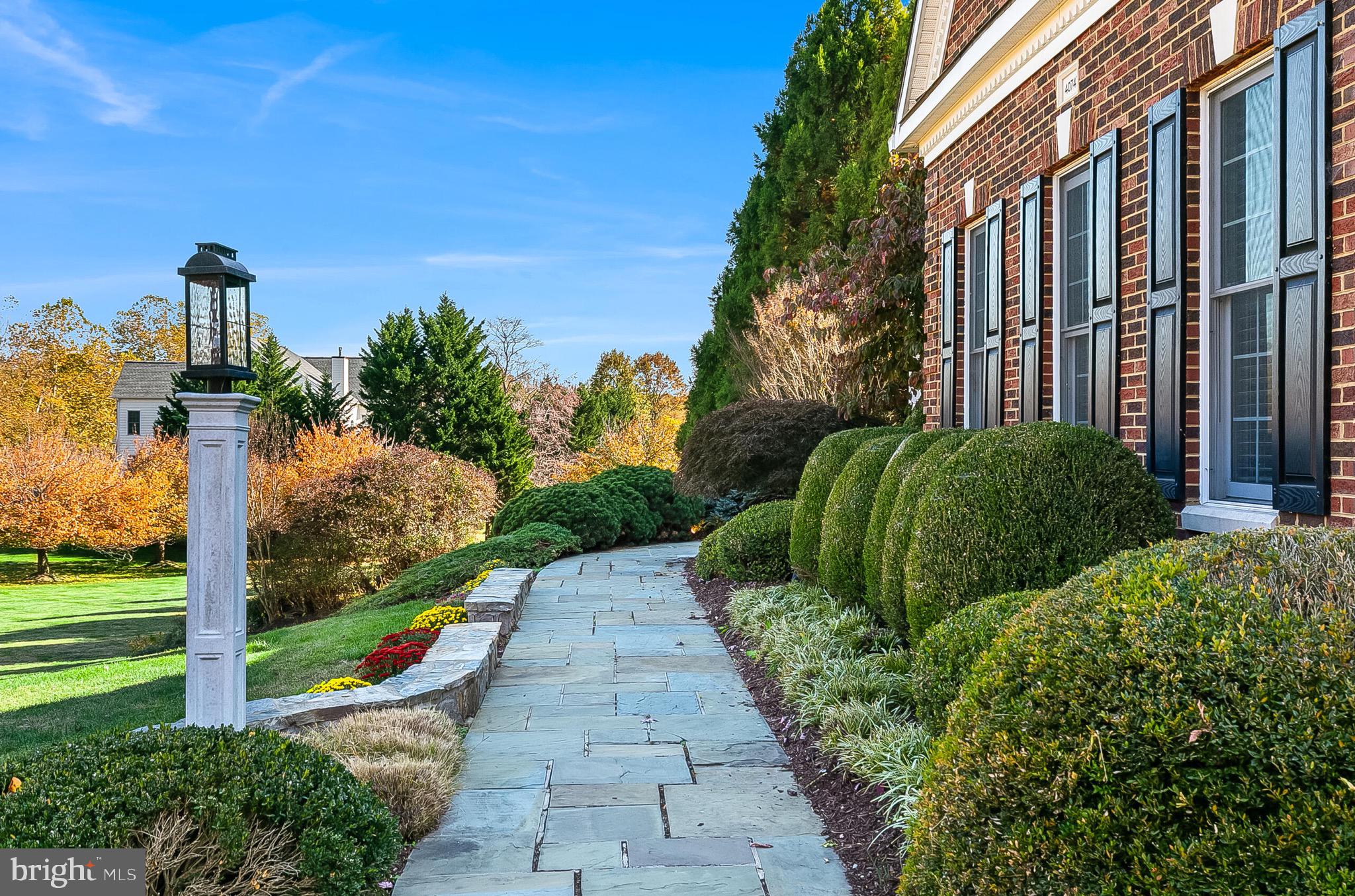 40747 LENAH RUN CIRCLE