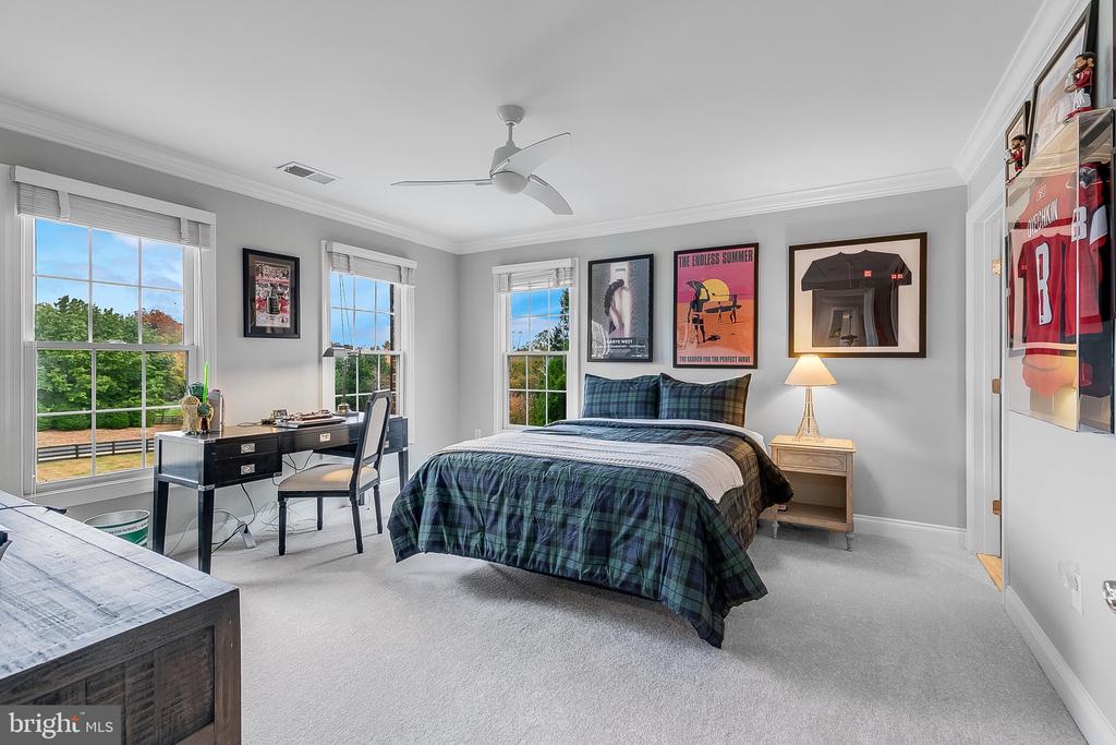 40747 LENAH RUN CIRCLE