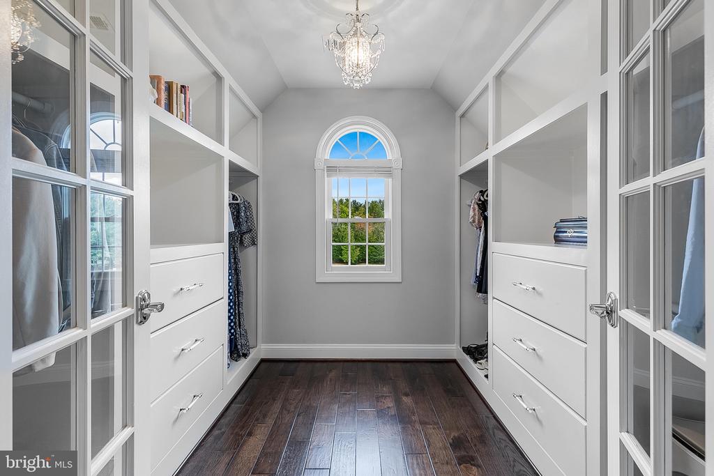 40747 LENAH RUN CIRCLE