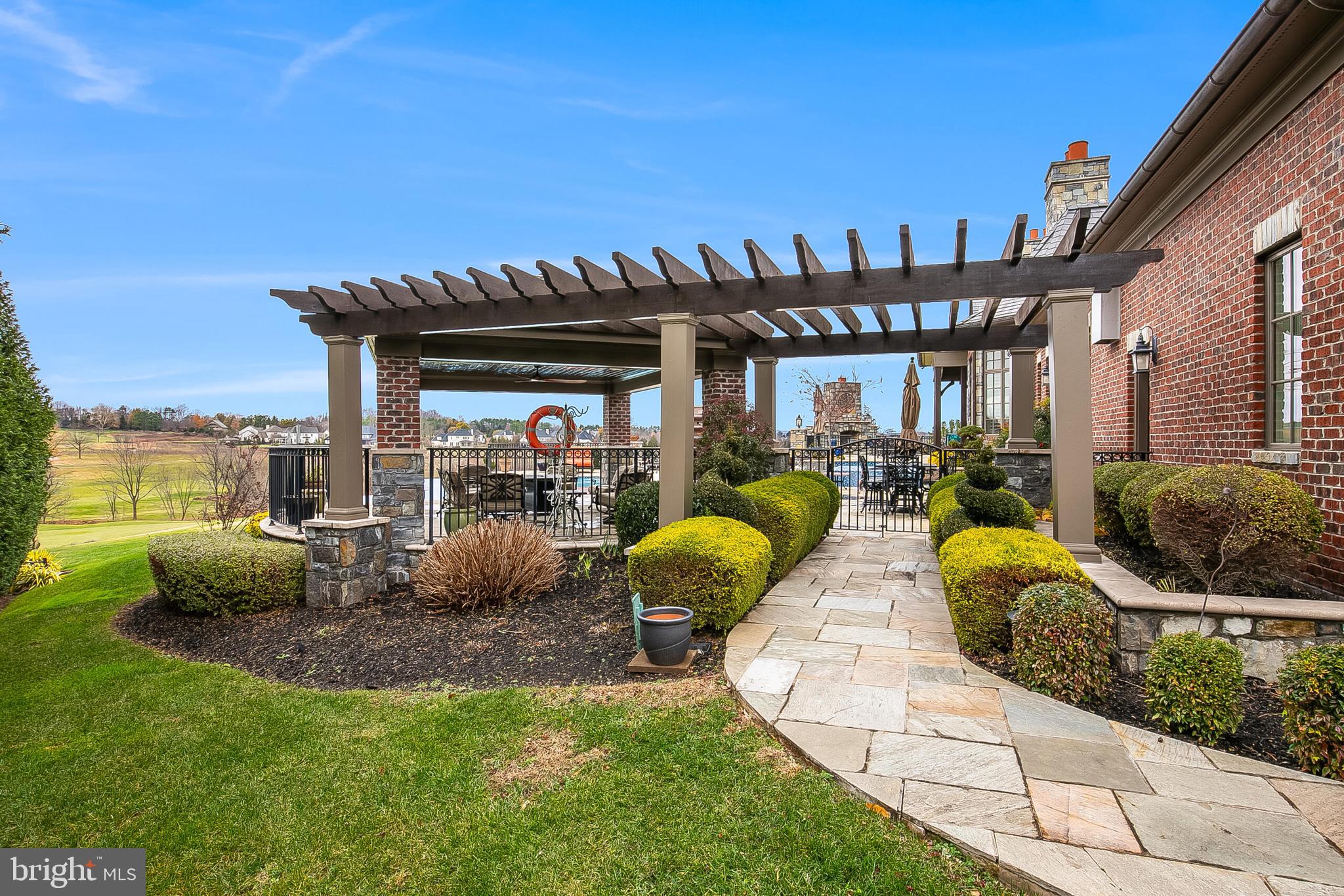 22665 CREIGHTON FARMS DRIVE