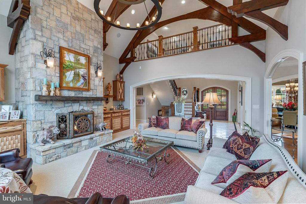 22665 CREIGHTON FARMS DRIVE