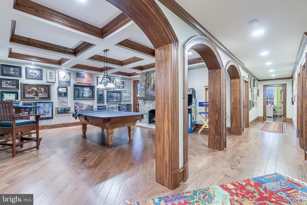 22665 CREIGHTON FARMS DRIVE
