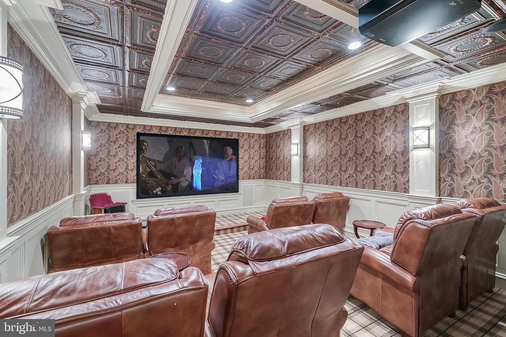22665 CREIGHTON FARMS DRIVE