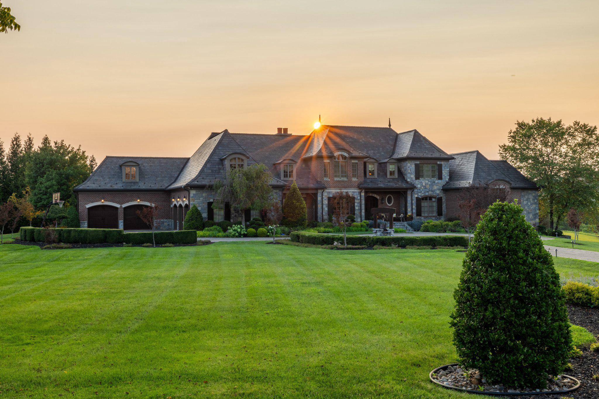 22665 CREIGHTON FARMS DRIVE