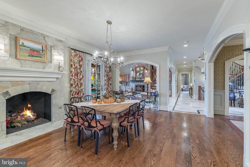 22665 CREIGHTON FARMS DRIVE
