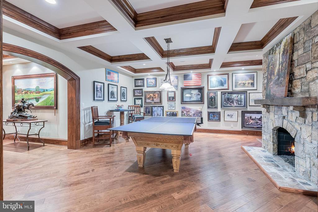 22665 CREIGHTON FARMS DRIVE