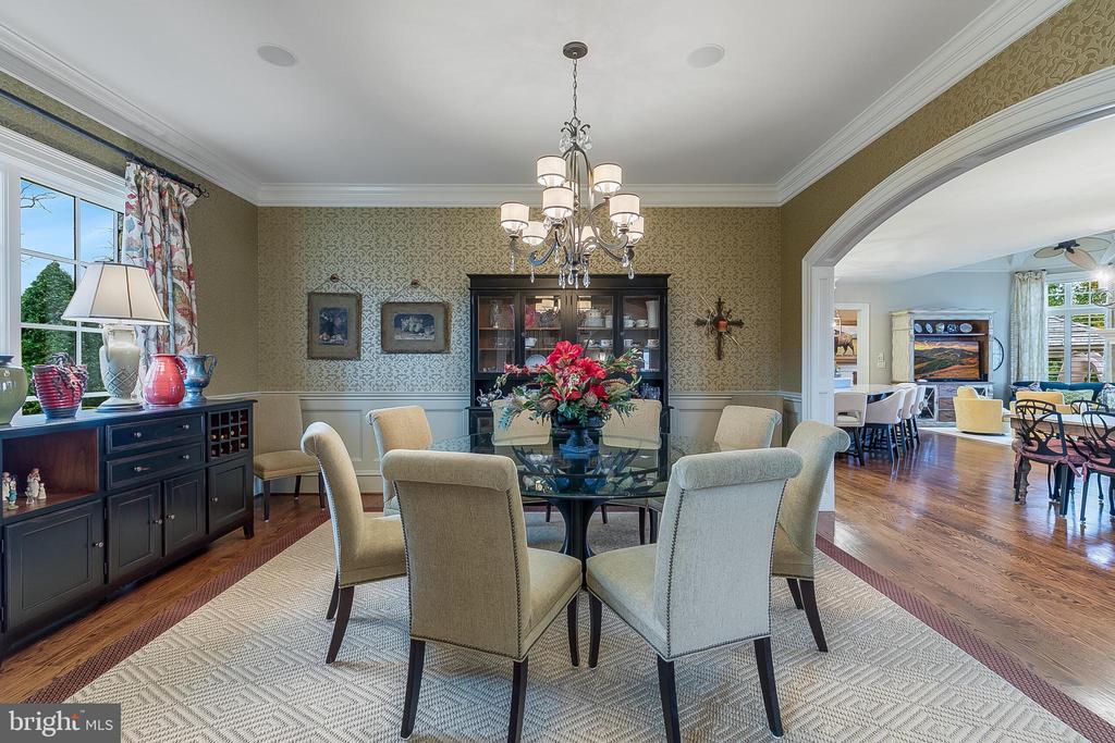 22665 CREIGHTON FARMS DRIVE