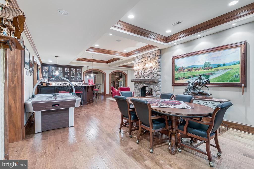 22665 CREIGHTON FARMS DRIVE