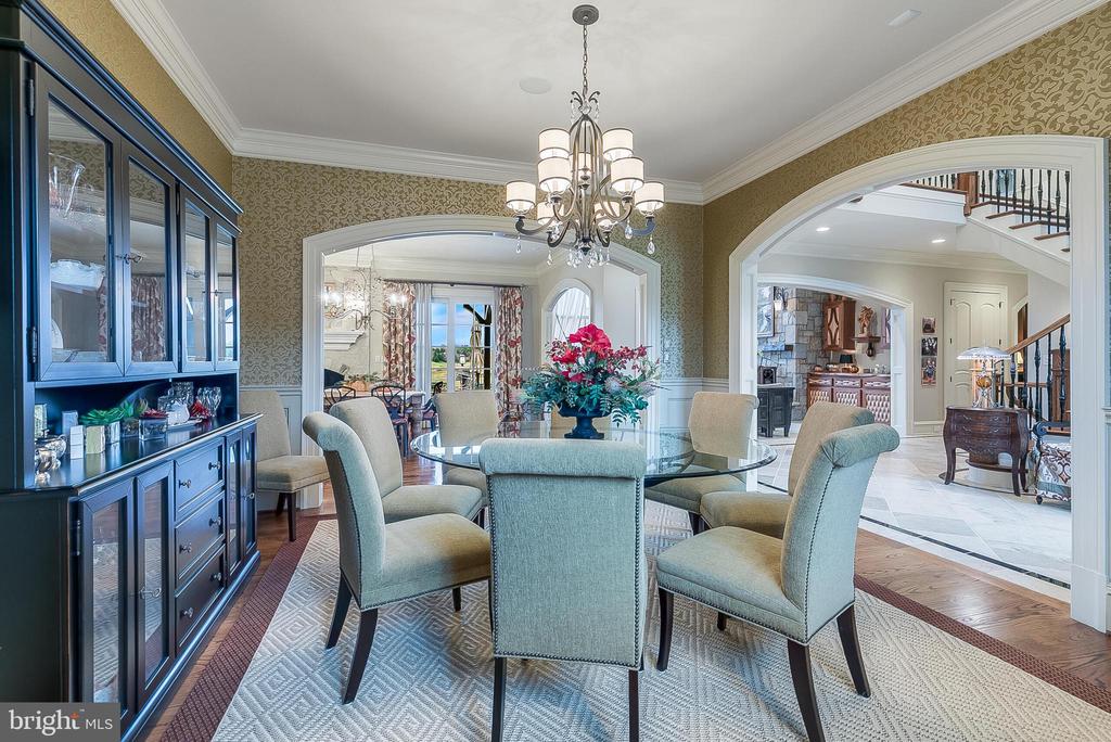 22665 CREIGHTON FARMS DRIVE