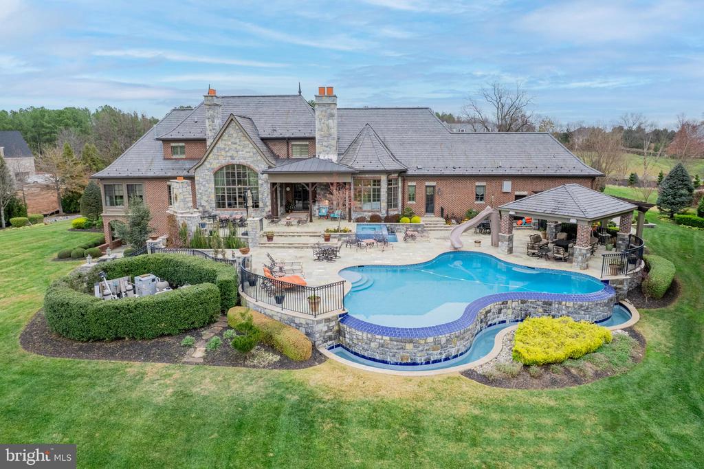 22665 CREIGHTON FARMS DRIVE