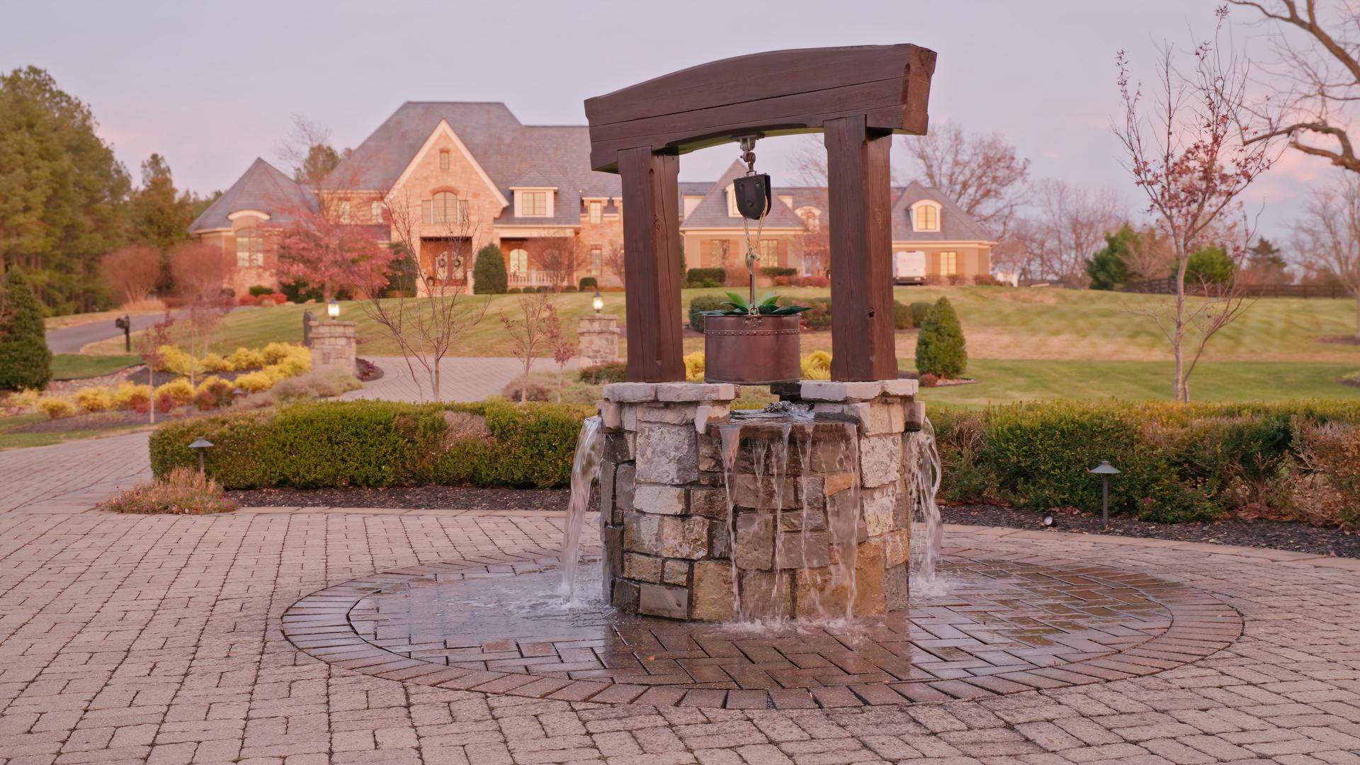 22665 CREIGHTON FARMS DRIVE