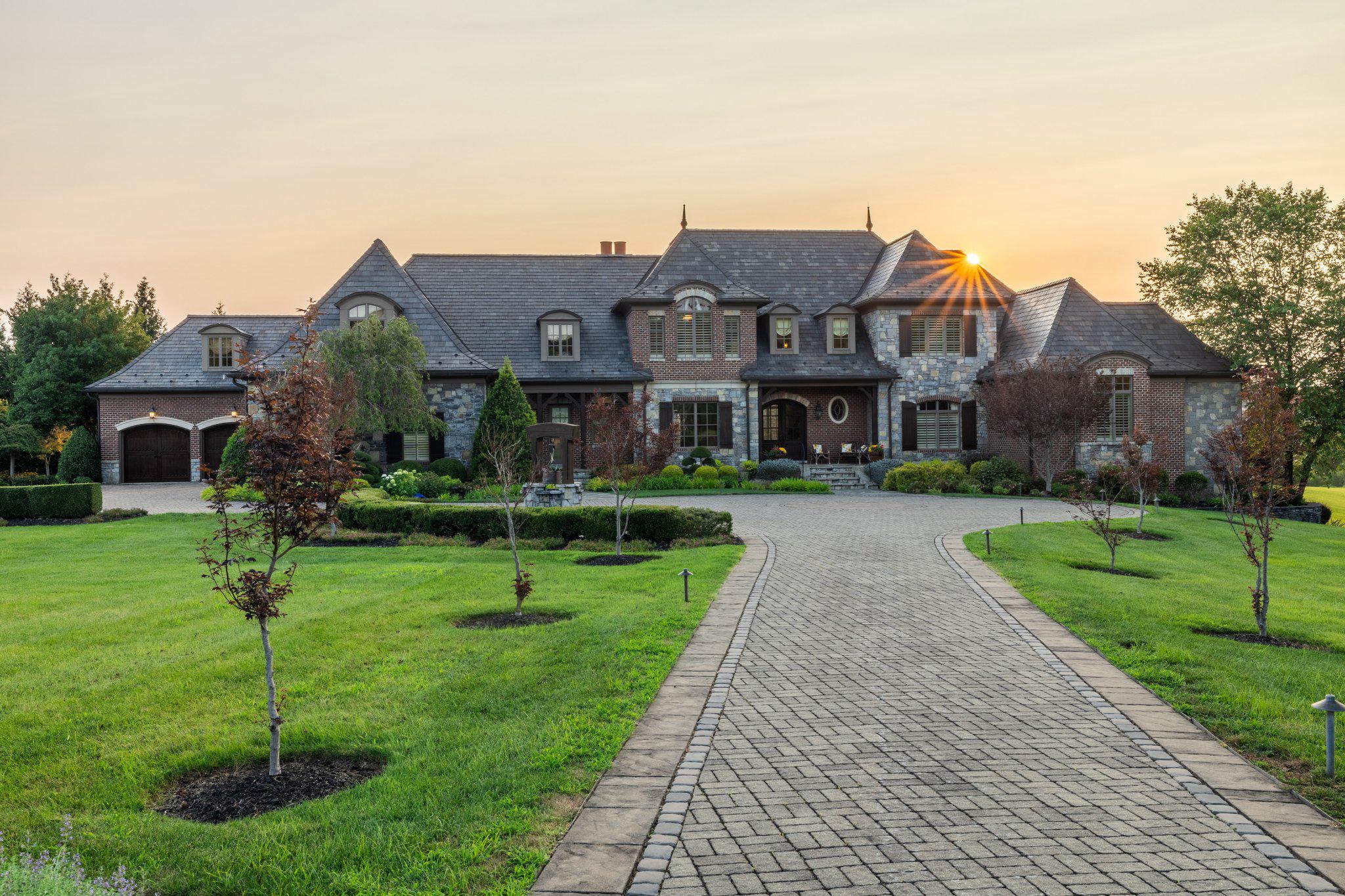 22665 CREIGHTON FARMS DRIVE