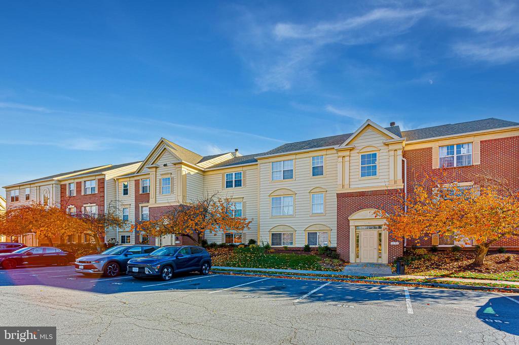 1130 HUNTMASTER TERRACE NE 102