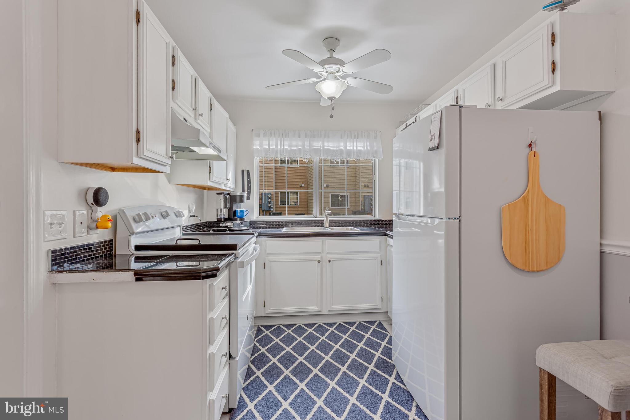 1130 HUNTMASTER TERRACE NE 102