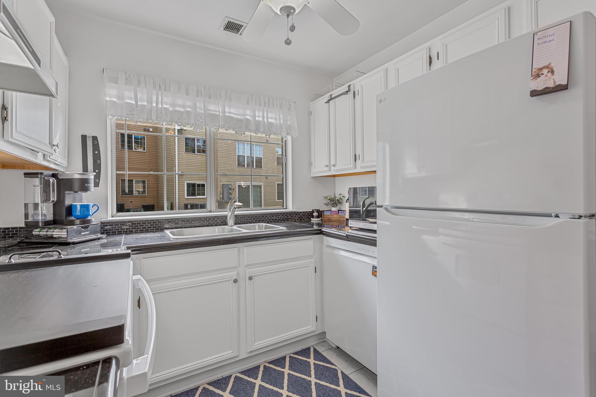 1130 HUNTMASTER TERRACE NE 102