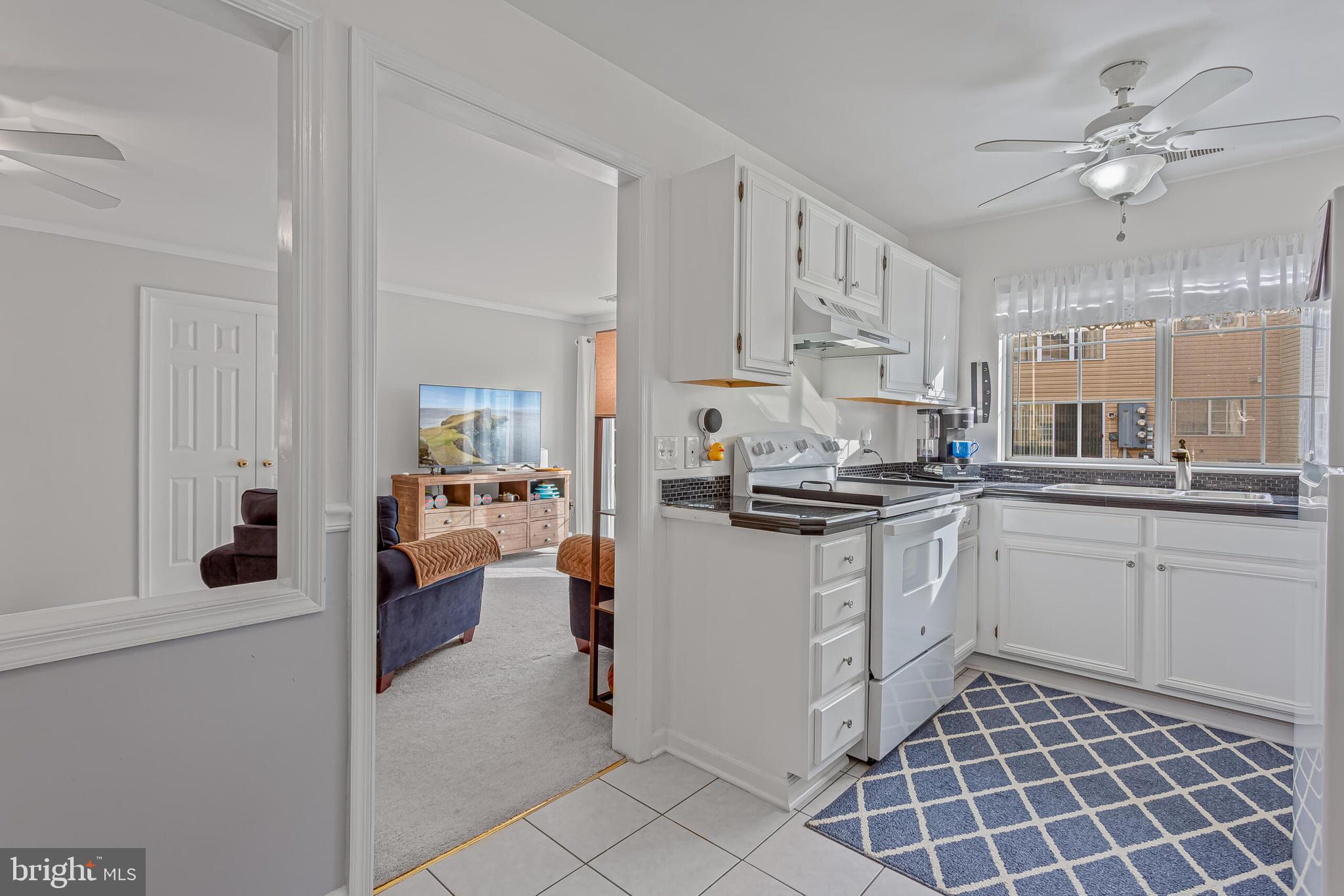 1130 HUNTMASTER TERRACE NE 102