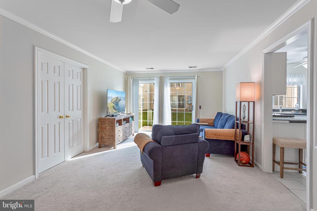 1130 HUNTMASTER TERRACE NE 102
