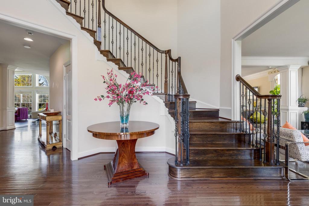 24531 FISHERMANS POND COURT