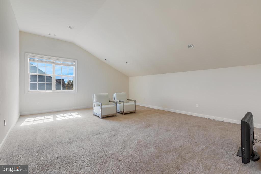24531 FISHERMANS POND COURT