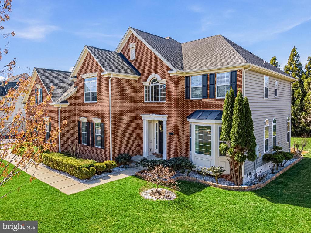 24531 FISHERMANS POND COURT