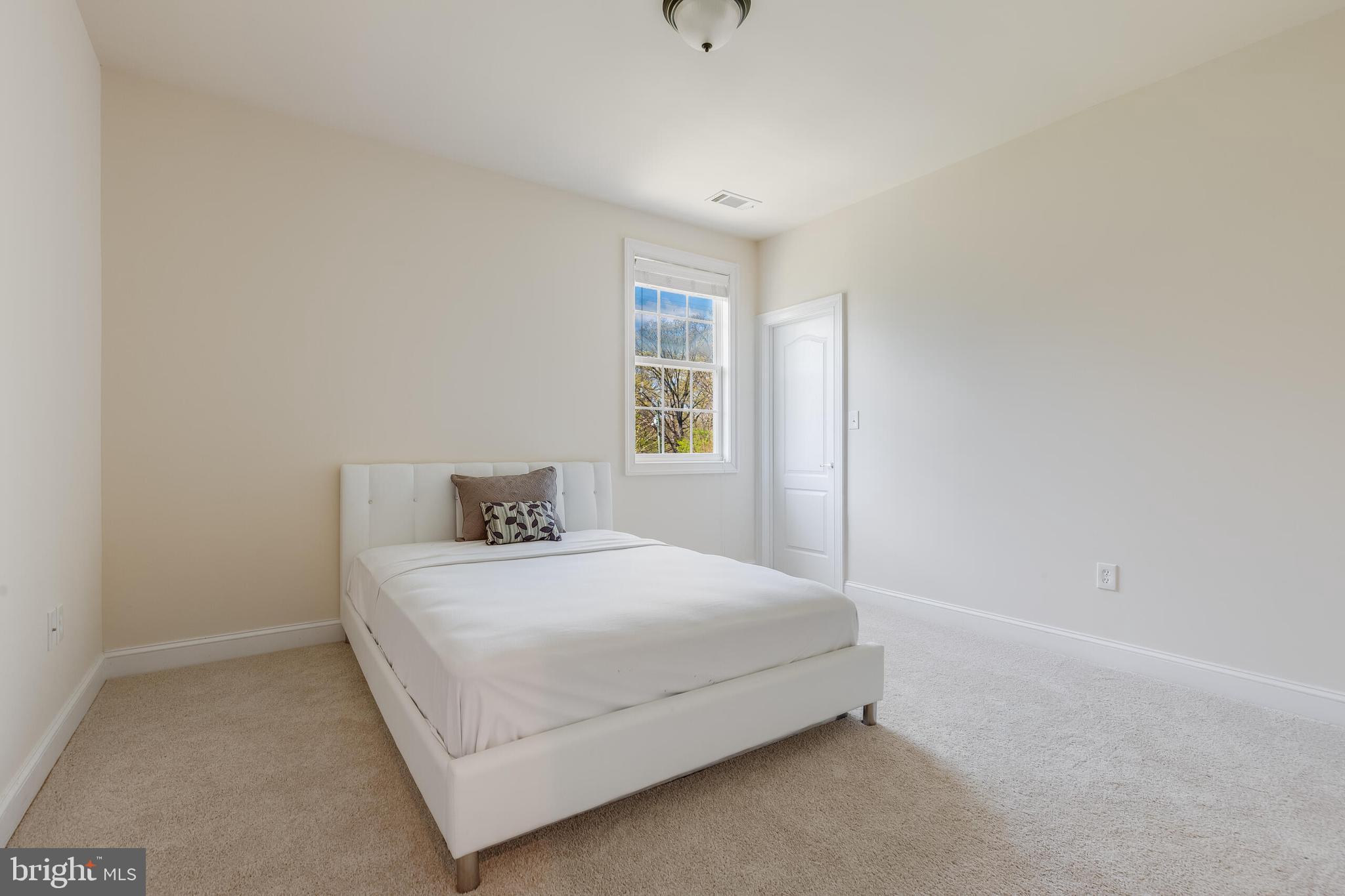 24531 FISHERMANS POND COURT