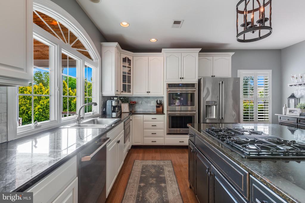 25554 MIMOSA TREE COURT