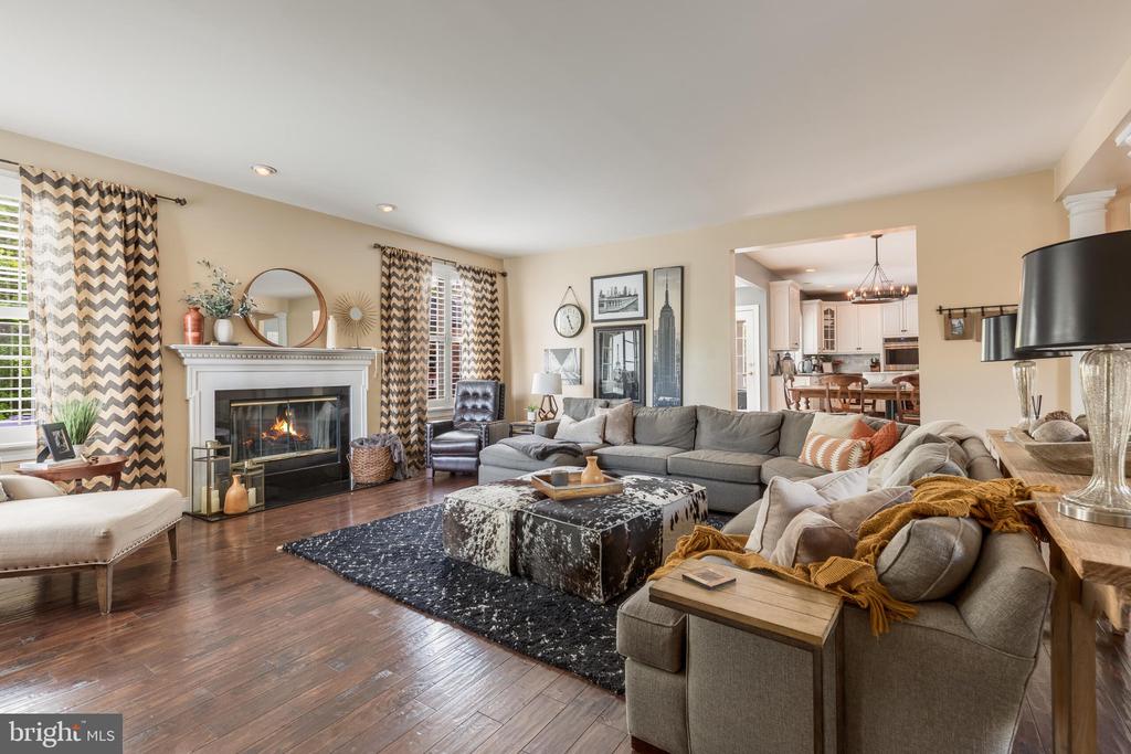 25554 MIMOSA TREE COURT