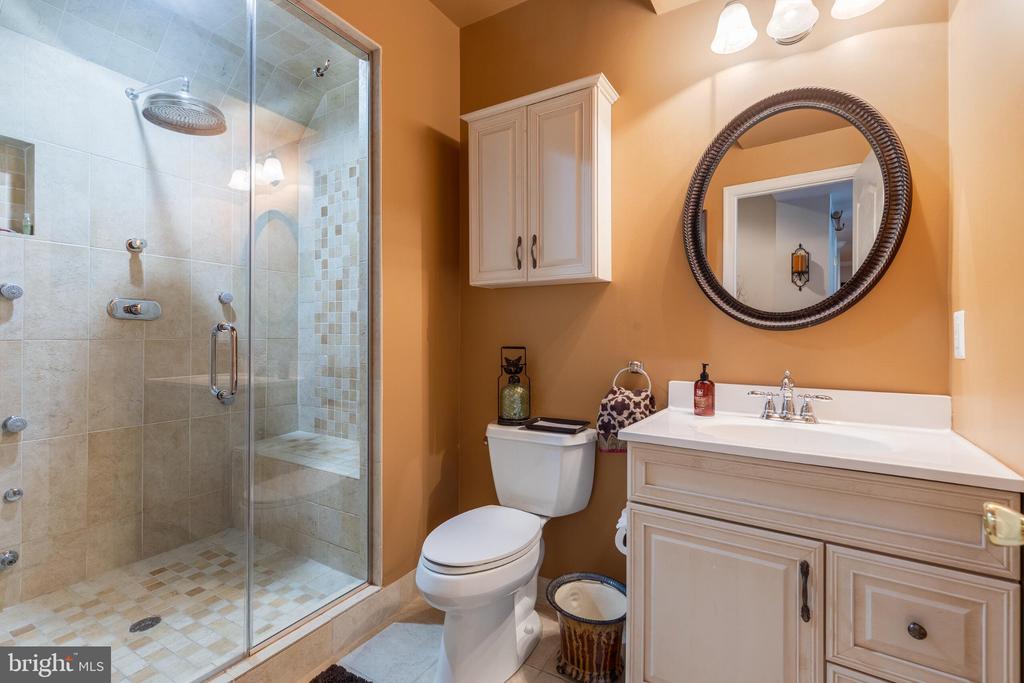 25554 MIMOSA TREE COURT