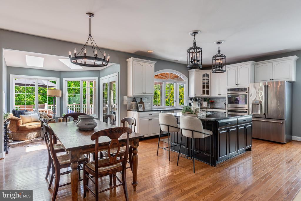 25554 MIMOSA TREE COURT