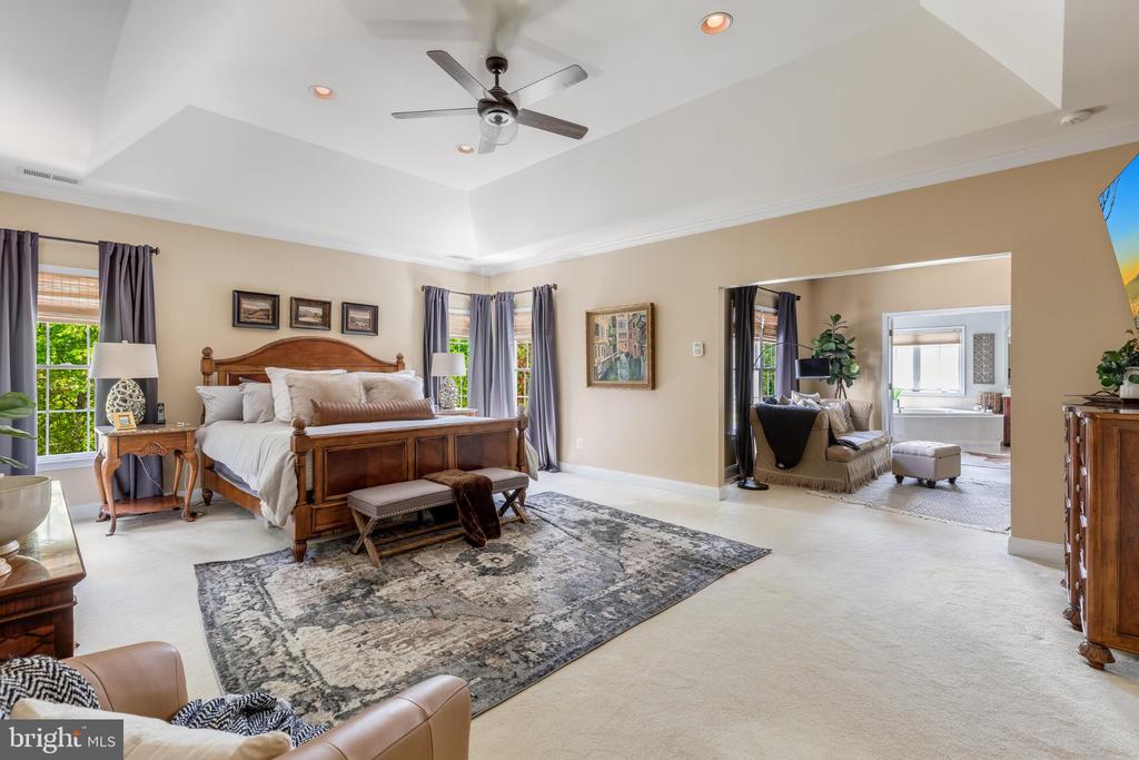 25554 MIMOSA TREE COURT