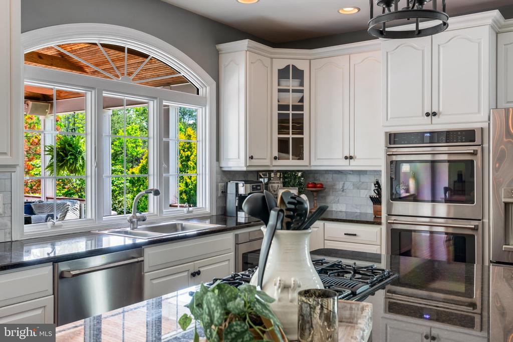 25554 MIMOSA TREE COURT