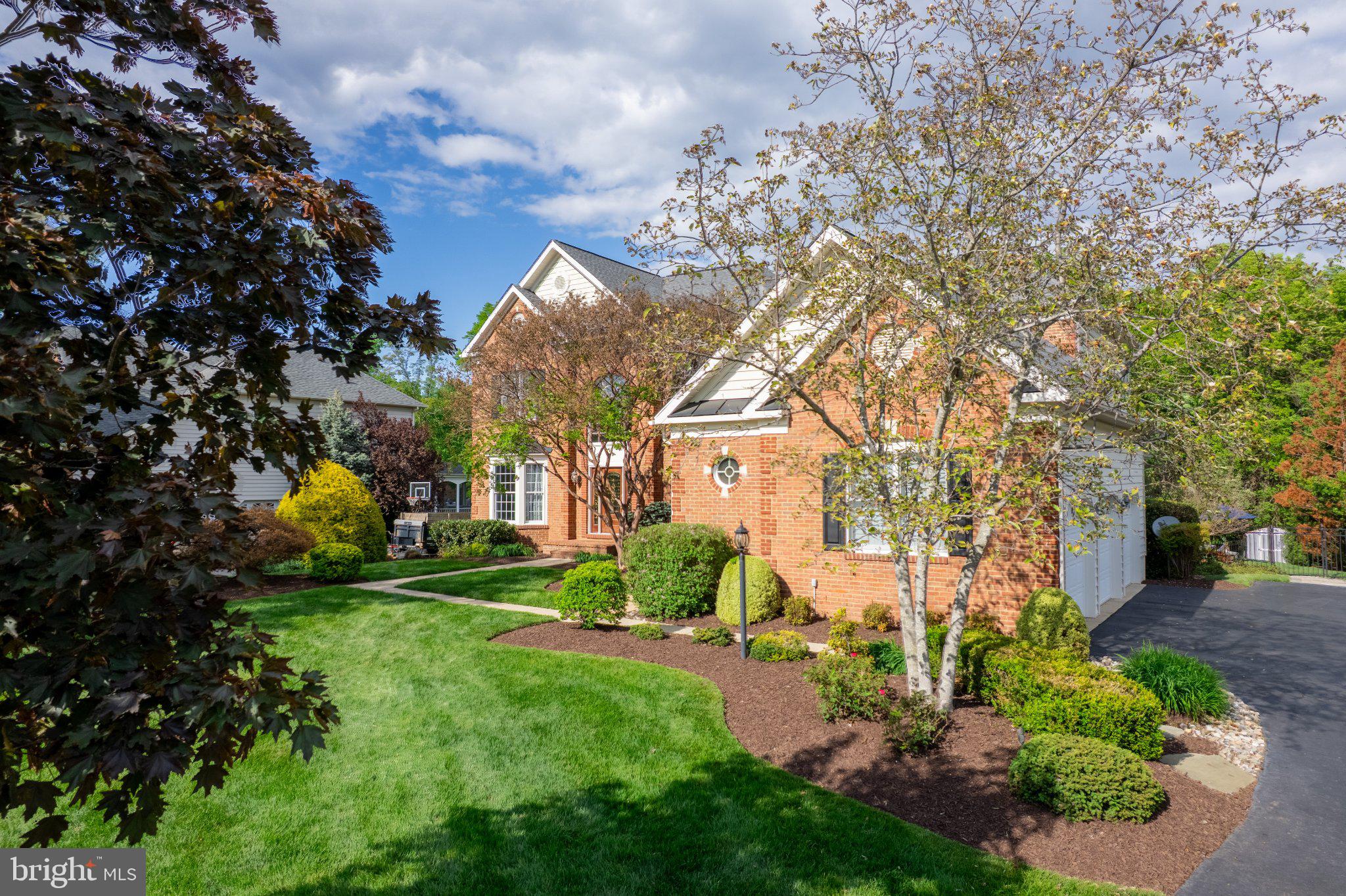 25554 MIMOSA TREE COURT