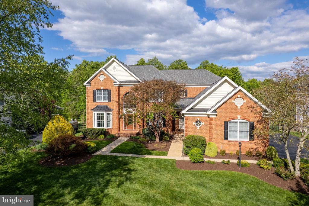 25554 MIMOSA TREE COURT