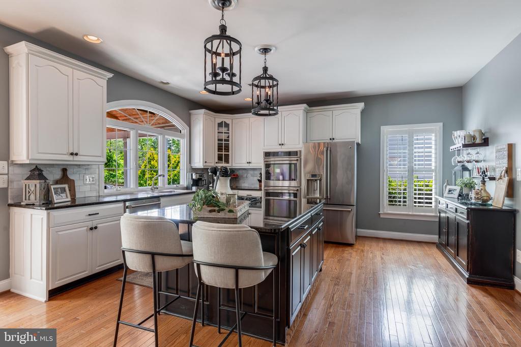 25554 MIMOSA TREE COURT